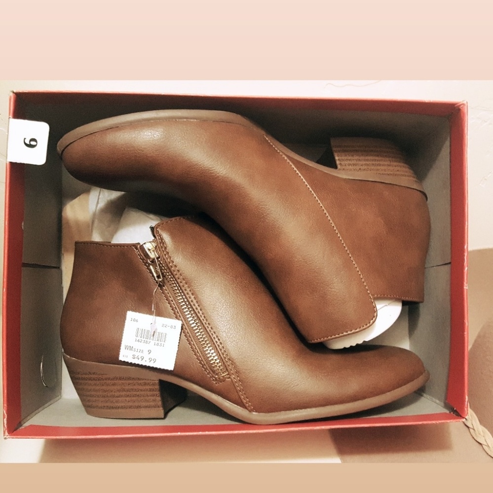 Brown ankle boots